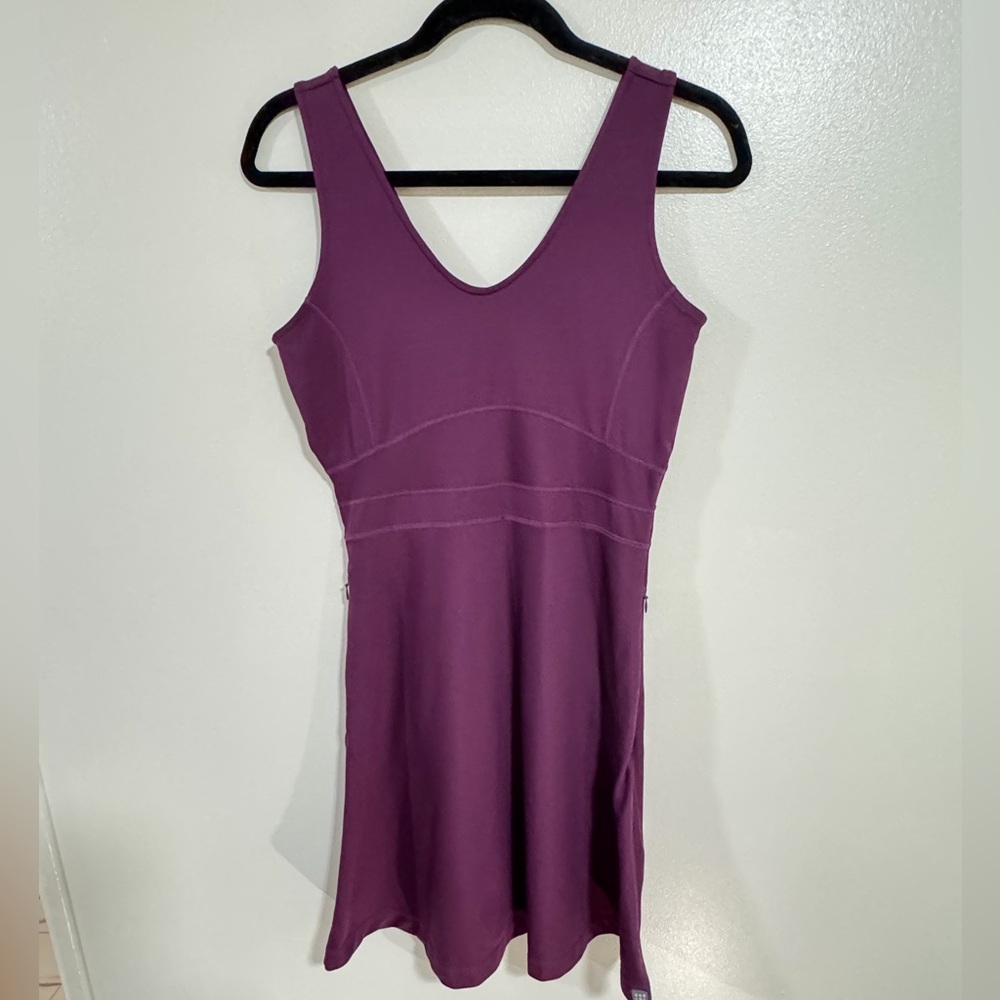 Title Nine Dream V Neck Dress Purple Athletic Hiking outdoor Gorpecore Size XS
